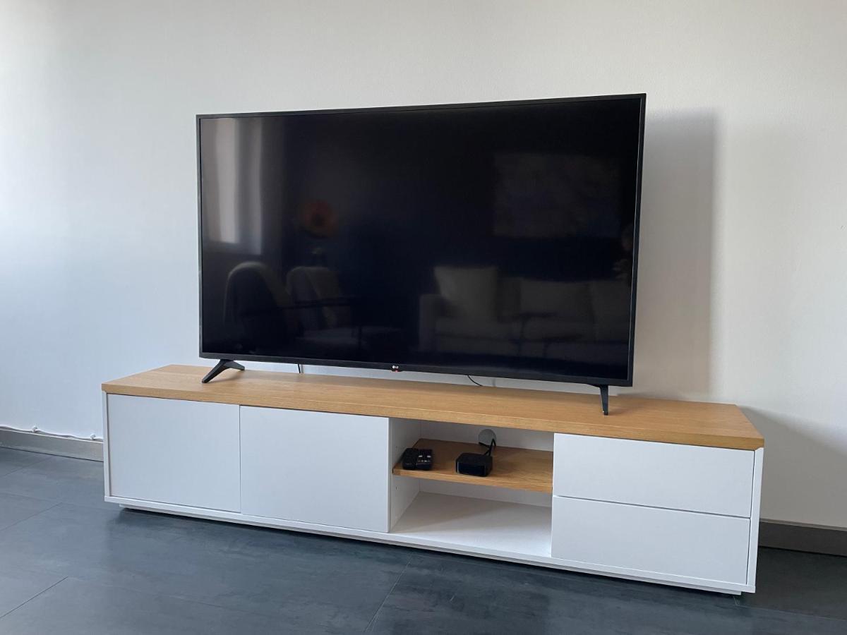 Truretreats Design Loft Fuer 8 Personen I Riesige Kueche I Echarger I 65Z Smarttv I 150Qm Apartment Hamburg Exterior photo
